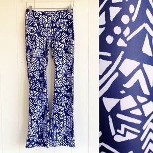 Prismsport Yoga Flare Leggings Primitive Print Navy White Size Medium
